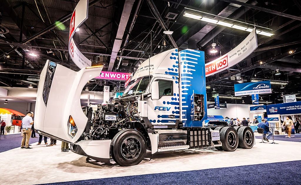 Is a hydrogen fuel cell better than an electric