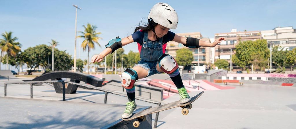 Do you push with your front or back foot when skateboarding