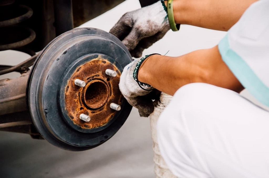 What is the importance of brake fluid in car