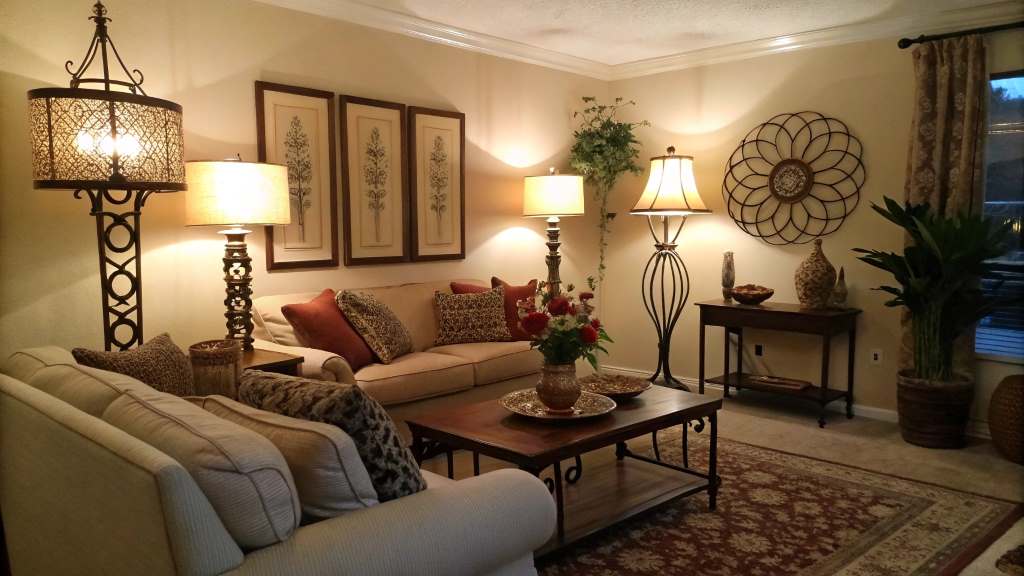 Best Lighting Solutions for a Living Room Without Overhead Lighting